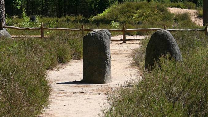 kamienne-kręgi-gotów.jpg