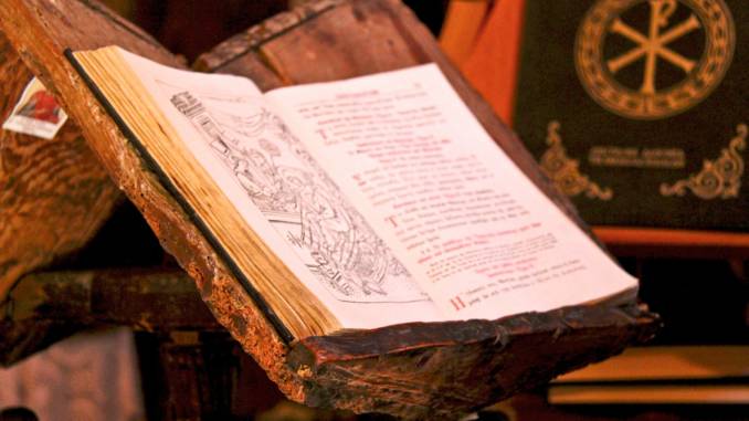 Ancient Greek Orthodox Holy Bible Ewangelia-Liesborna.jpg