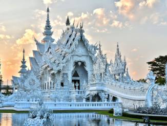 Wat-Rong-Khun.jpg