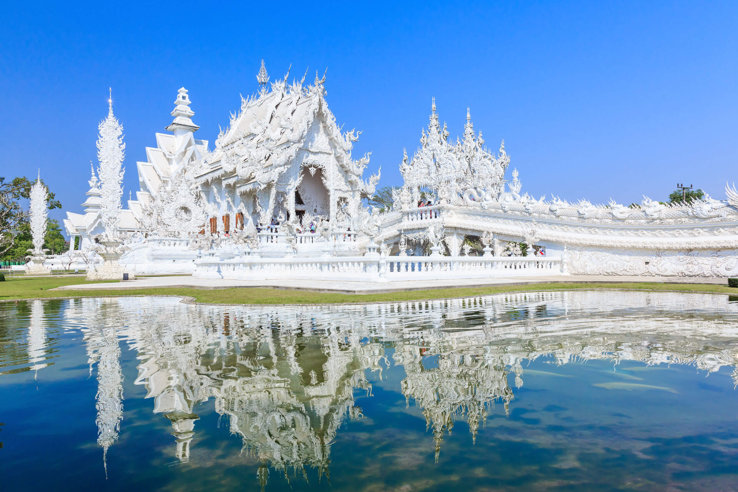 wat-rong-khun.jpg