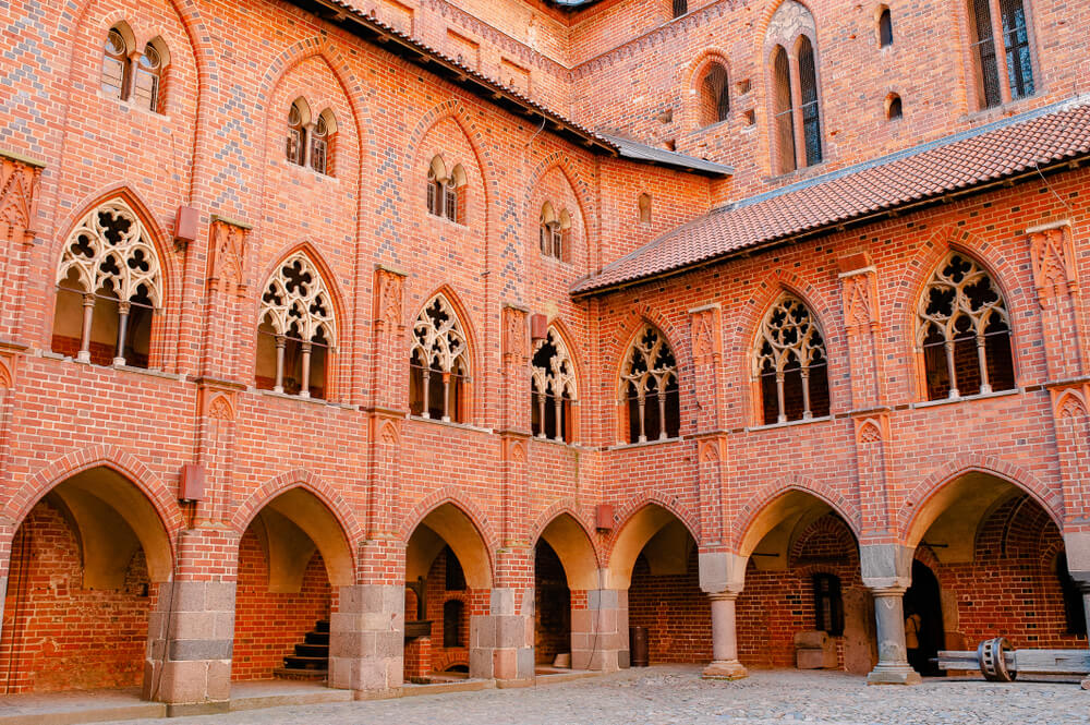 zamek-malbork.jpg